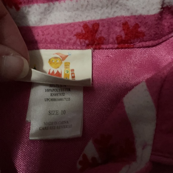 Elf on the shelf pajamas, color book and ornament - Picture 3 of 6